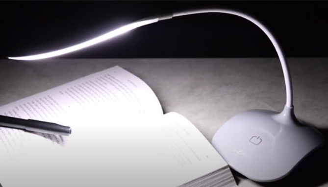 Picture 2 of Swan Light - The Stylish and Functional Rechargeable Desk Lamp