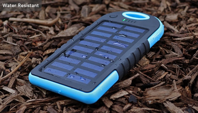 Picture 2 of 5000mah Solar Power Bank with Flashlight