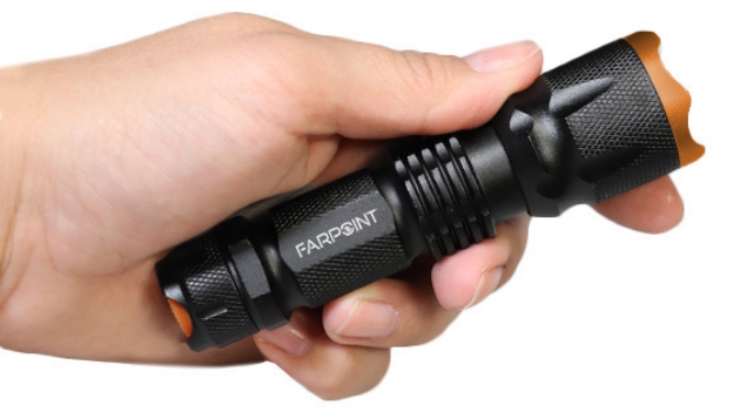 Picture 5 of 4-Pack of SWAT Tactical Flashlights