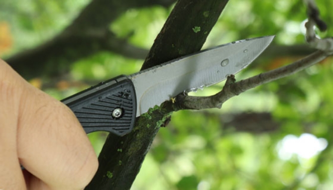 Click to view picture 3 of Bear Grylls Compact Scout Folding Survival Knife with Pocket Guide