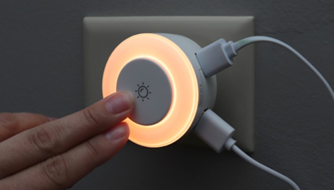 Picture 7 of Dual USB Charger and Soft Touch Night Light