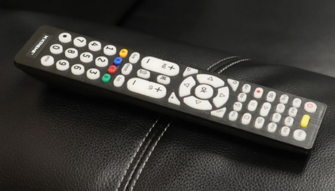 Picture 4 of 8 in 1 Universal Remote: Controls Many Streaming Apps