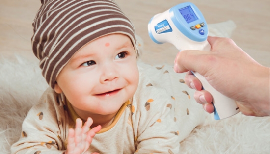 Fast and Accurate Infrared Forehead Thermometer with Memory Function
