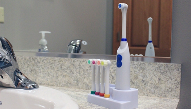 Click to view picture 5 of Brush Better Electric Toothbrush Kit