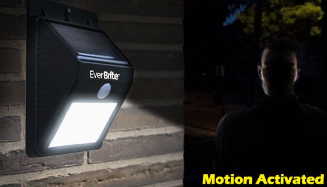 Click to view picture 5 of 2-Pack of Ever Brite Solar Powered Deluxe Outdoor Security Lights