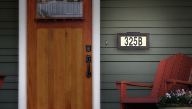 Picture 6 of Solar Powered Light Up Street Address Sign