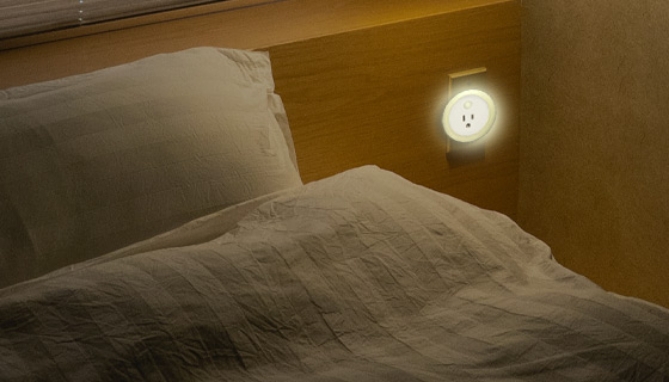 Picture 3 of Motion Sensor Night Light w/3 Charging Ports