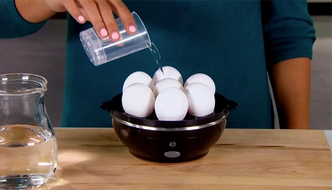 Picture 2 of Shaq Egg Maker: The One-Touch Electric Egg Cooker